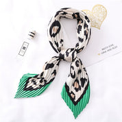 Chic Women's Scarf | Amalii 