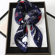 Foulard Carré Chic | Amalii