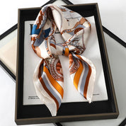 Foulard Carré Chic | Amalii